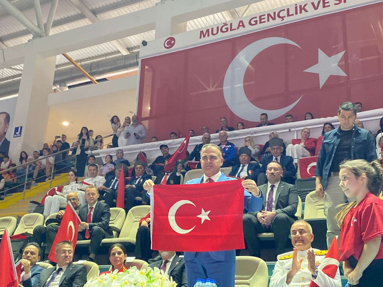 Menteşe’de 19 Mayıs Coşkusu: Gösteriler Büyük Alkış Topladı 2